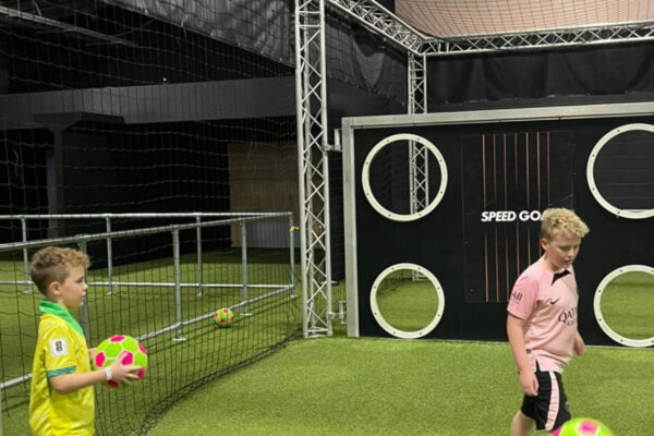 20BBA5B3-B250-46C1-94F1-44526BE93D0A